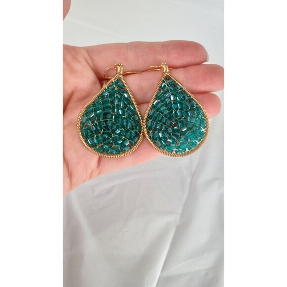 Handcrafted Cleopatra Emerald Green Czech Glass Goldtone Wire Earrings - Picture 7 of 10